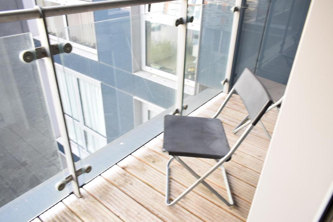 1 Bedroom In Canary Wharf With Balcony Appartement