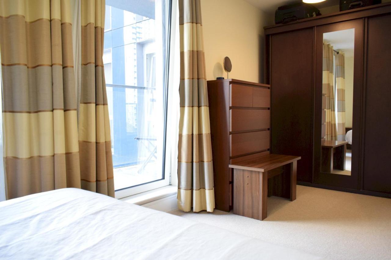 1 Bedroom In Canary Wharf With Balcony Appartement